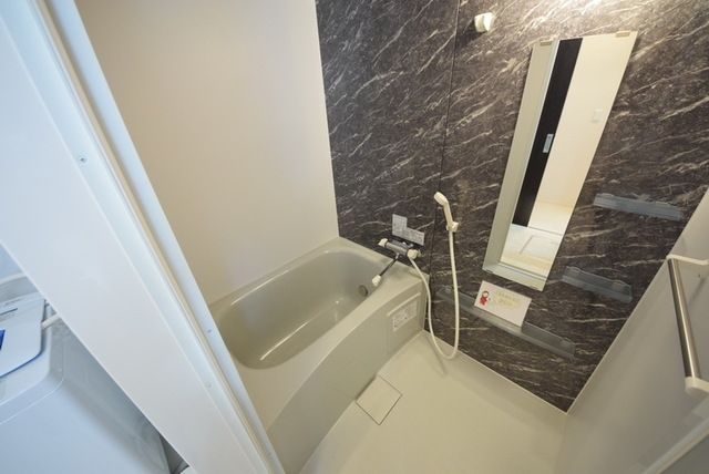 バス・シャワールーム　お部屋探しはタウンハウジング蘇我店にお任せ下さい♪