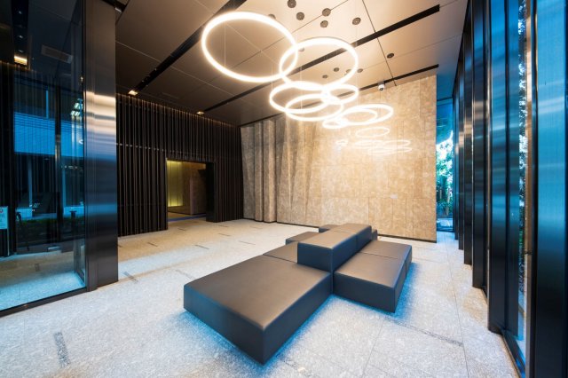 ロビー　落ち着いたロビーです