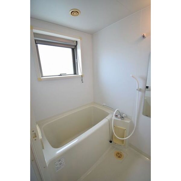 バス・シャワールーム　同物件内別号室のお写真になります