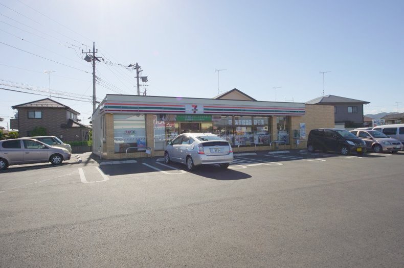 コンビニ　セブンイレブン大平西野田店（コンビニ）まで1047m