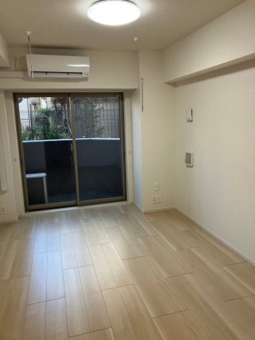 居室・リビング　居間です