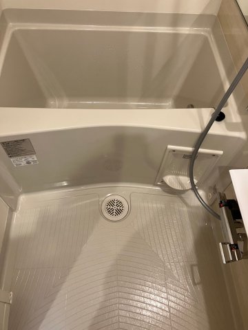 バス・シャワールーム　お風呂です