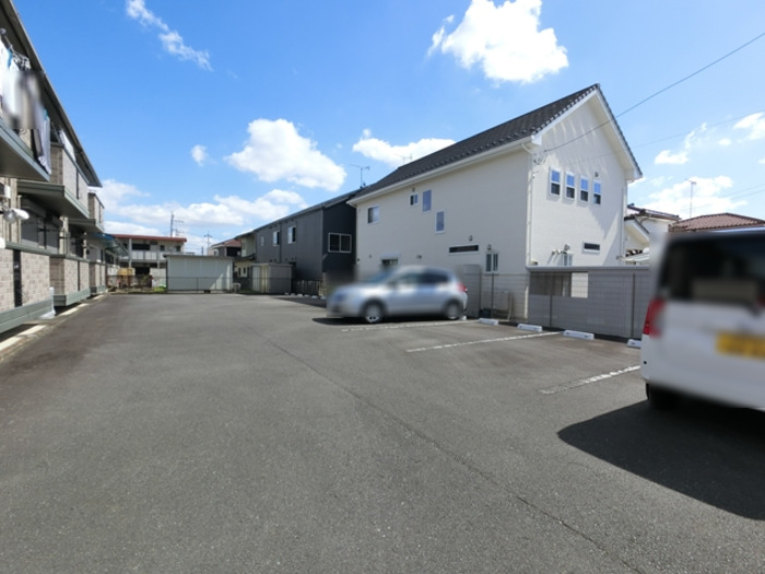 駐車場　駐車場