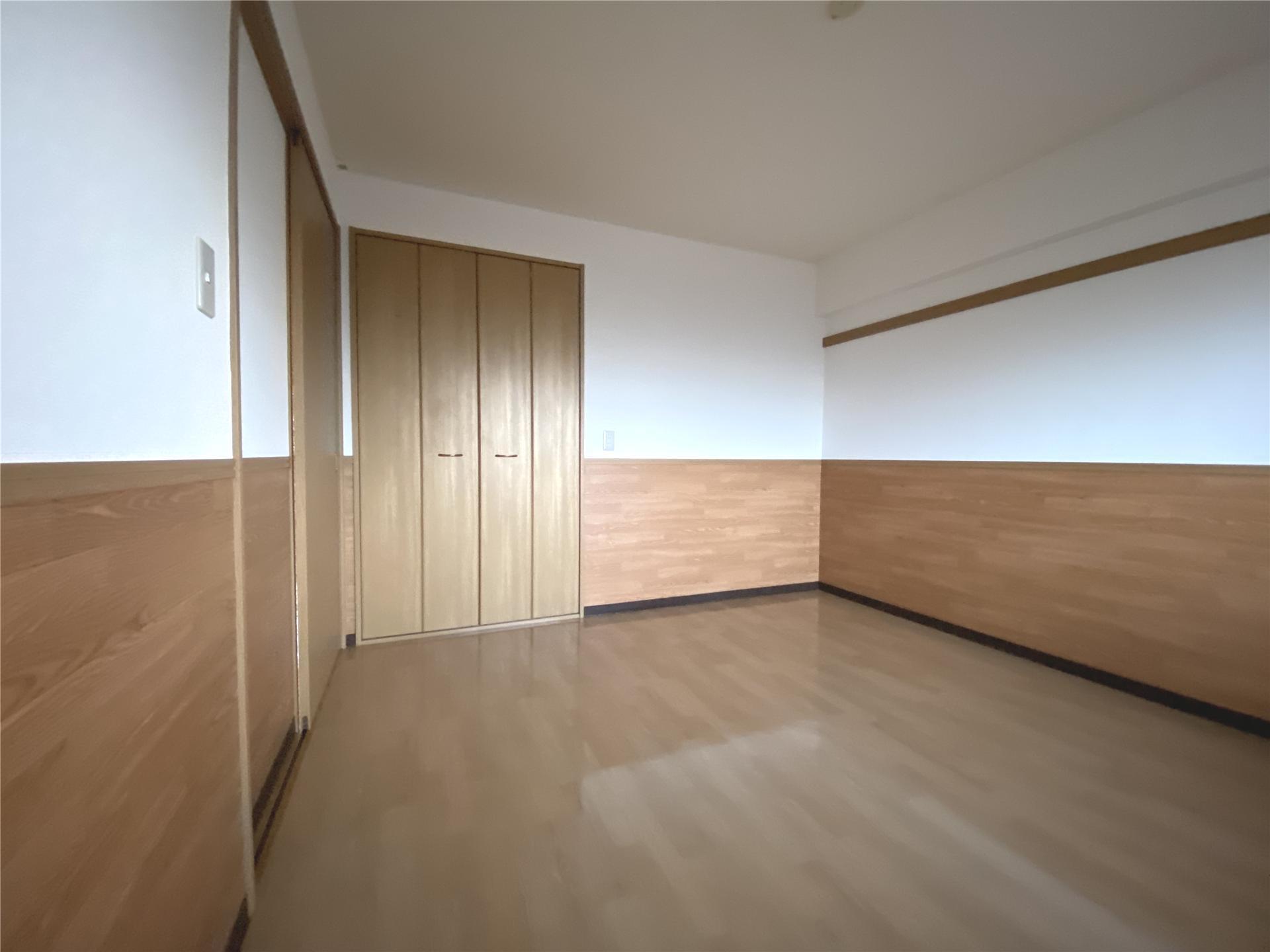 その他　寝室にちょうど良い７帖の洋室です