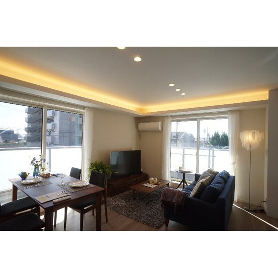 居室・リビング　※家具や装飾品は付属しません