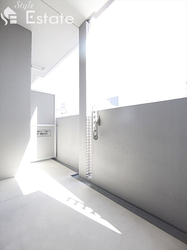 バルコニー　バルコニー