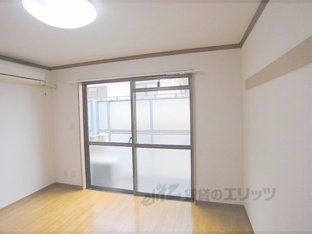 居室・リビング　居室