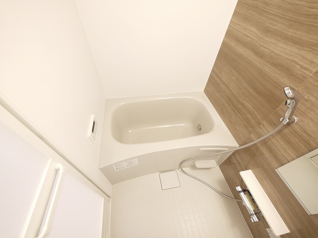 バス・シャワールーム　お風呂です