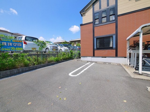駐車場　駐車スペースもあります