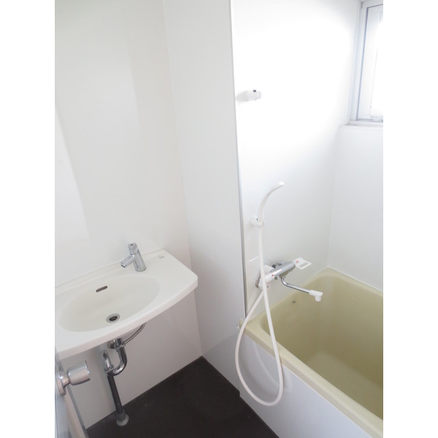 洗面設備　バス