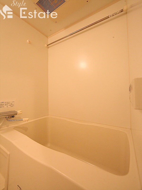 バス・シャワールーム　バスルーム