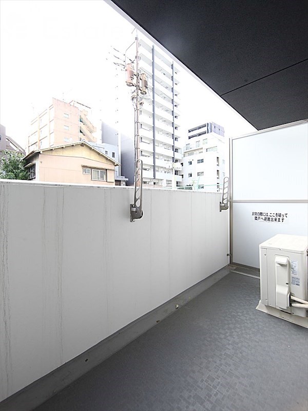 バルコニー　バルコニー