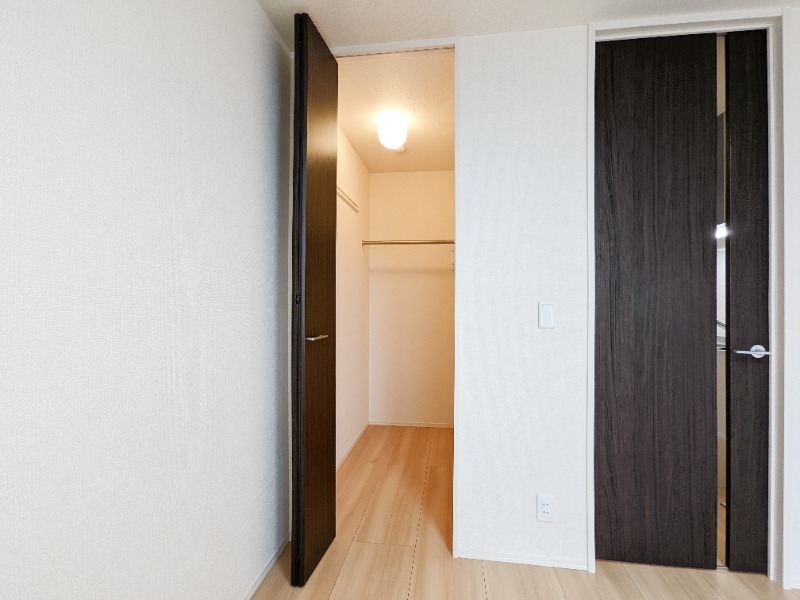 収納　図面と現状に相違がある場合には現状を優先