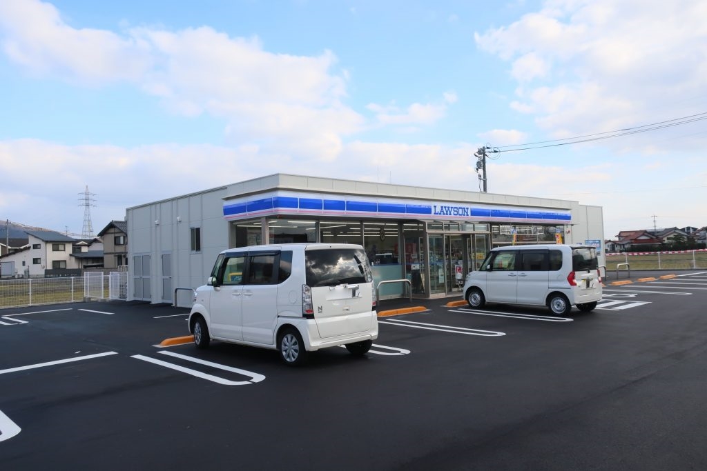 コンビニ　ローソン 出雲荻杼町店（コンビニ）まで1297m
