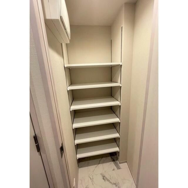 玄関　※別タイプ住戸です