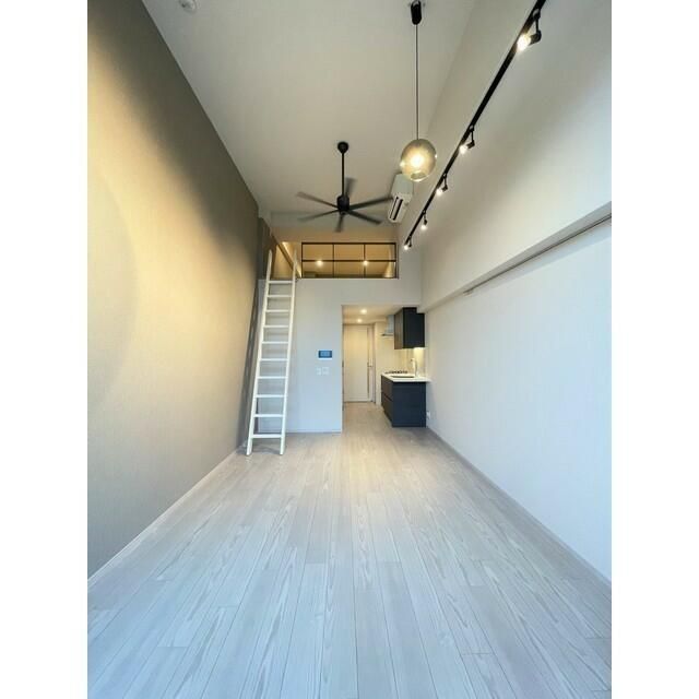 居室・リビング　※別タイプ住戸です