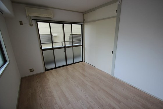 その他　※別号室の写真です。