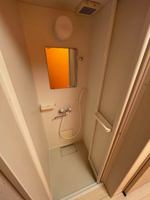 バス・シャワールーム　※同物件別号室の参考写真です。