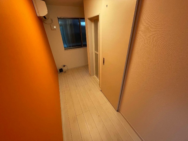 居室・リビング　※同物件別号室の参考写真です。