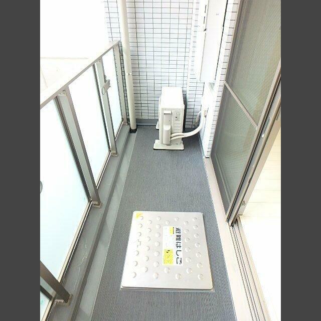 バルコニー　バルコニーあります