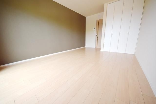 その他部屋・スペース　★アクセントクロスがオシャレですね★