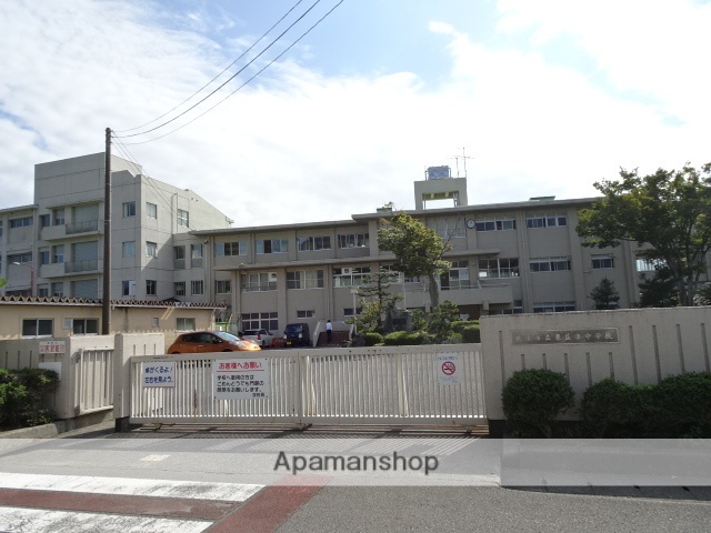 中学校　東益津中学校（中学校）まで1566m