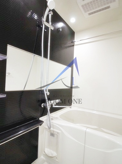 バス・シャワールーム　お風呂です。