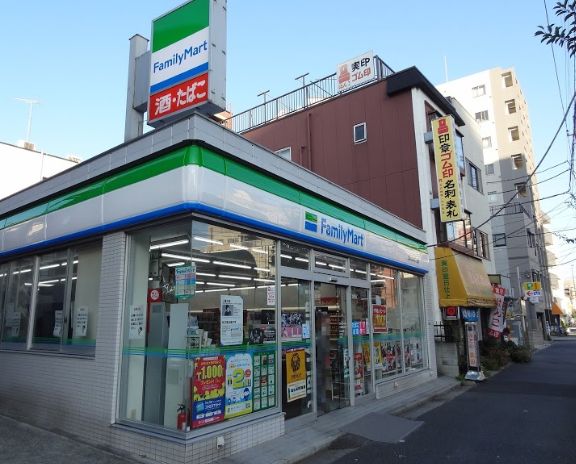 コンビニ　ファミリーマート江東北砂四丁目店（コンビニ）まで349m
