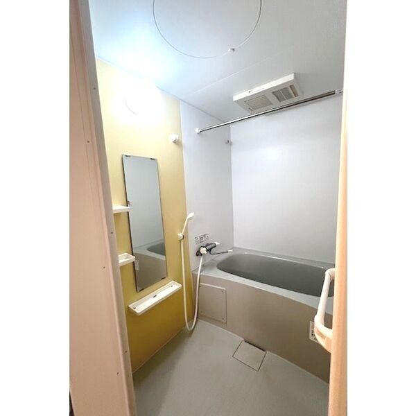 バス・シャワールーム　※別室の参考写真の為、現況優先です。