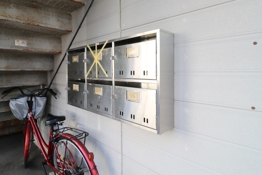 エントランス　集合ポスト