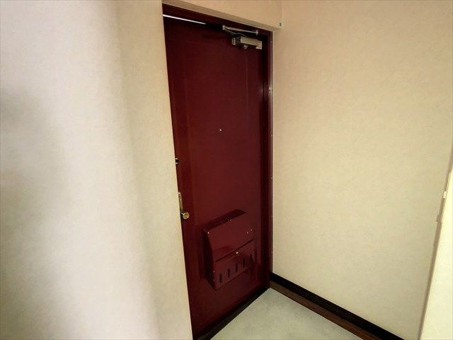 玄関　※別部屋の参考写真となります※現況優先※