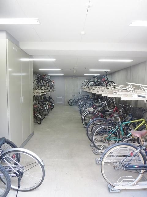 駐車場　★駐輪場★