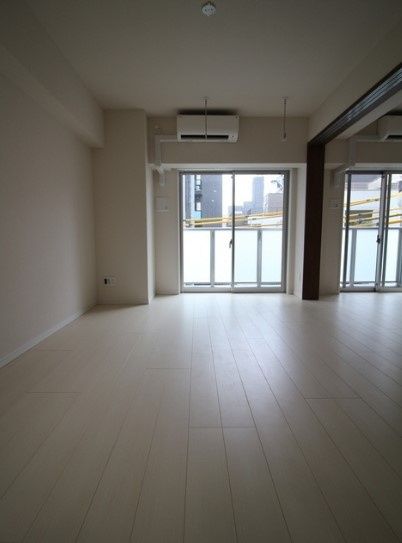 居室・リビング　☆広々とした居室☆