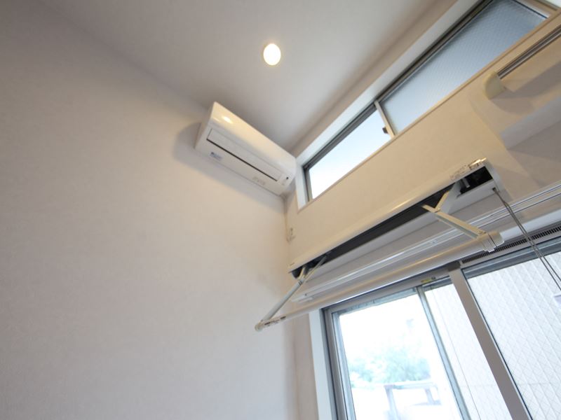 その他　エアコン付・室内物干しも付いています！