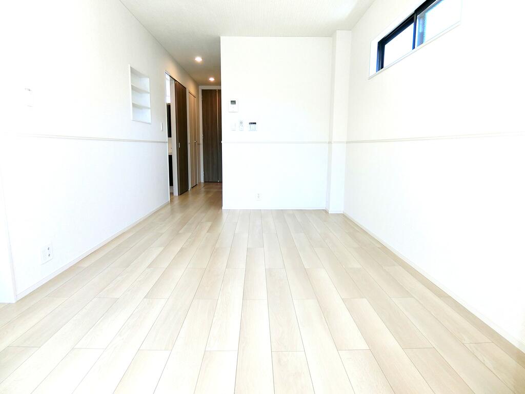 居室・リビング　同型物件の写真です。