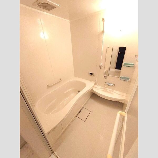 バス・シャワールーム　浴室