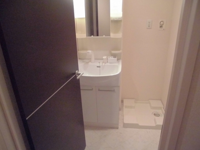 洗面設備　洗面室