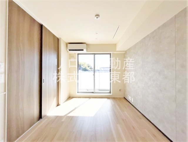 居室・リビング　開放感あふれる広さも十分な快適リビング！