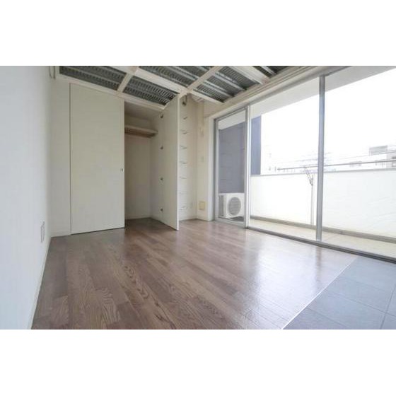 居室・リビング　写真は他の２号室の物です。現状優先