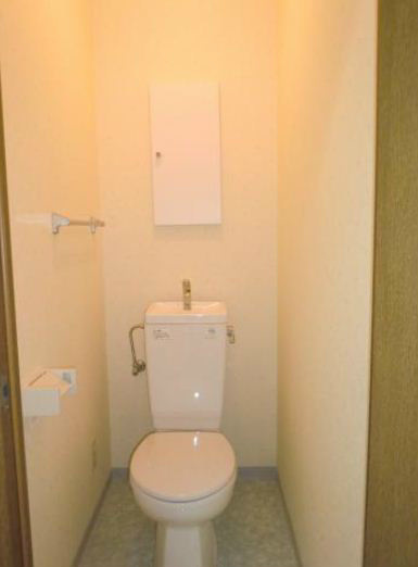 トイレ　※別部屋参考写真