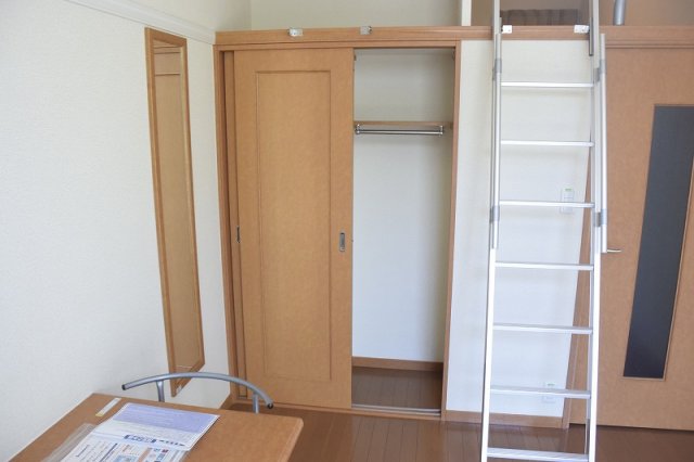 その他部屋・スペース　ウォークインクローゼットあります。