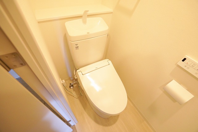 トイレ　トイレ