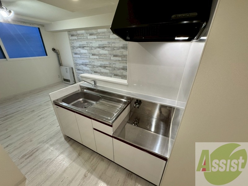 キッチン　キッチンはスペースも広々していて使いやすそうですよ！