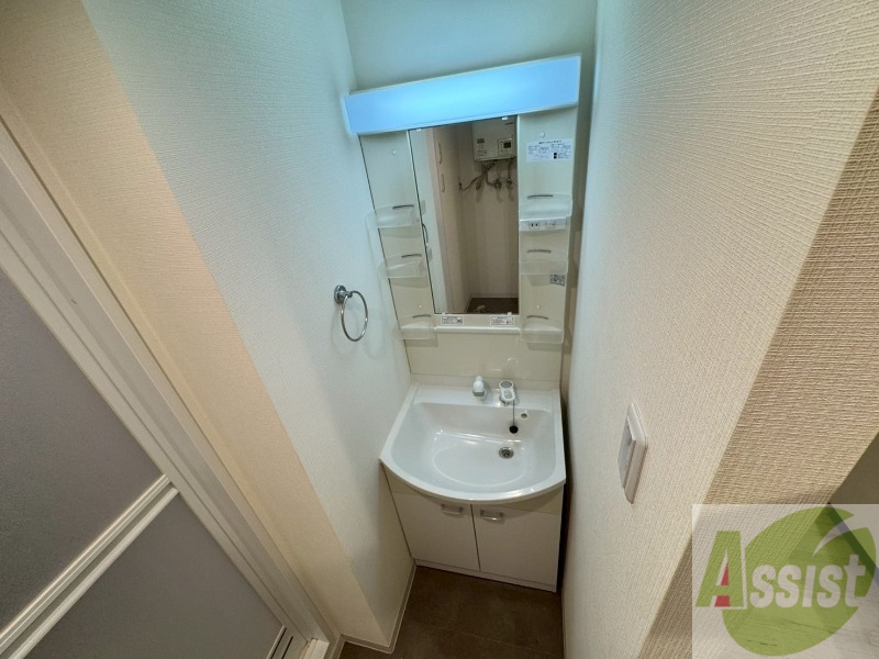 洗面設備　お風呂になります。一日の疲れを癒してくださいね。