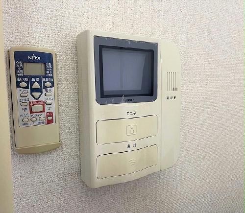 セキュリティ　モニター付きインターホン