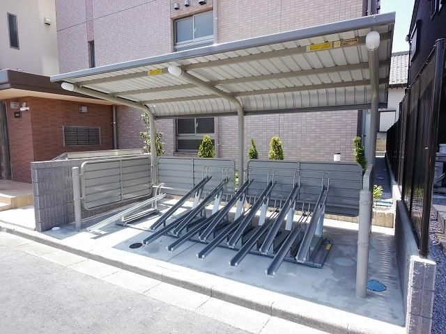 その他共有部分　★敷地内屋根付き駐輪場★