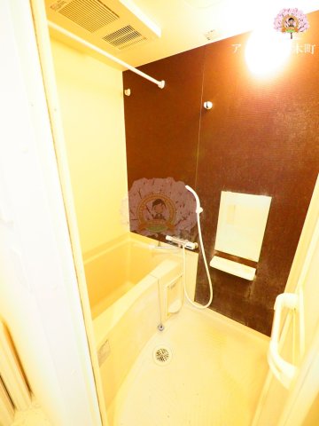 バス・シャワールーム　同一仕様