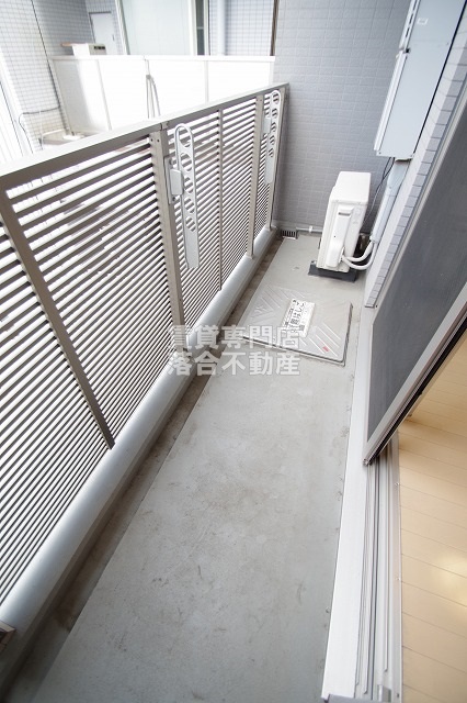 バルコニー　開放感のあるバルコニー