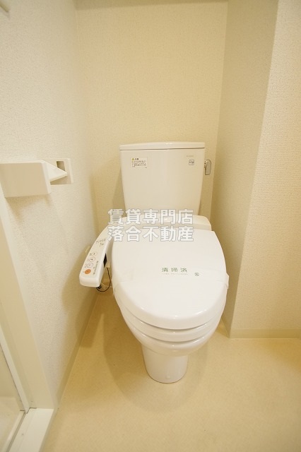 トイレ　ウォシュレット付き