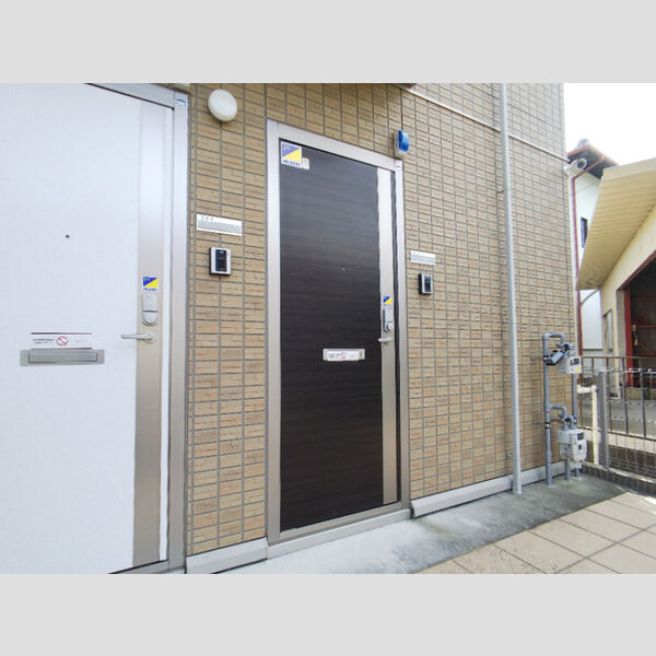 玄関　ゆったりとした玄関です